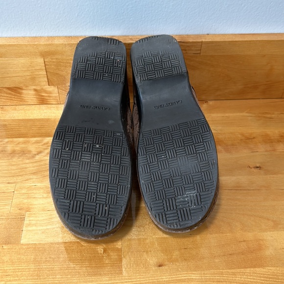 Lands’ End clogs - Picture 4 of 4